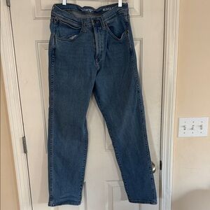 Wrangler Straight Leg Men's Jeans in medium wash 30X32